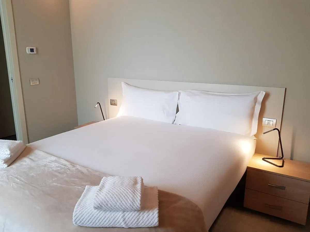 Cascina Cotica Hotel Milan 0*,
